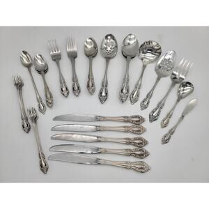 Vintage Oneida RAPHAEL 44 pc Flatware Marks - Oneida, Canada, USA, Distinction